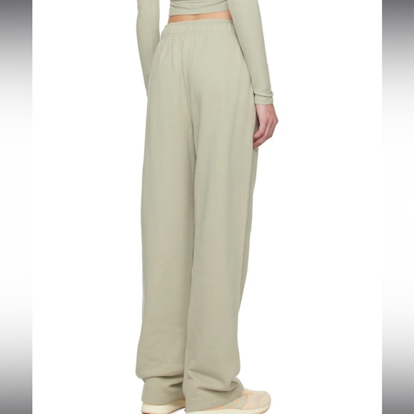 Limited Edition Accolade Straight Leg Sweatpant - Picture 4 of 4
